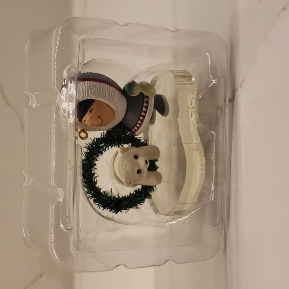 vintage Hallmark Keepsake Ornament Fifteenth in the Frosty Friends Series - Picture 4 of 10